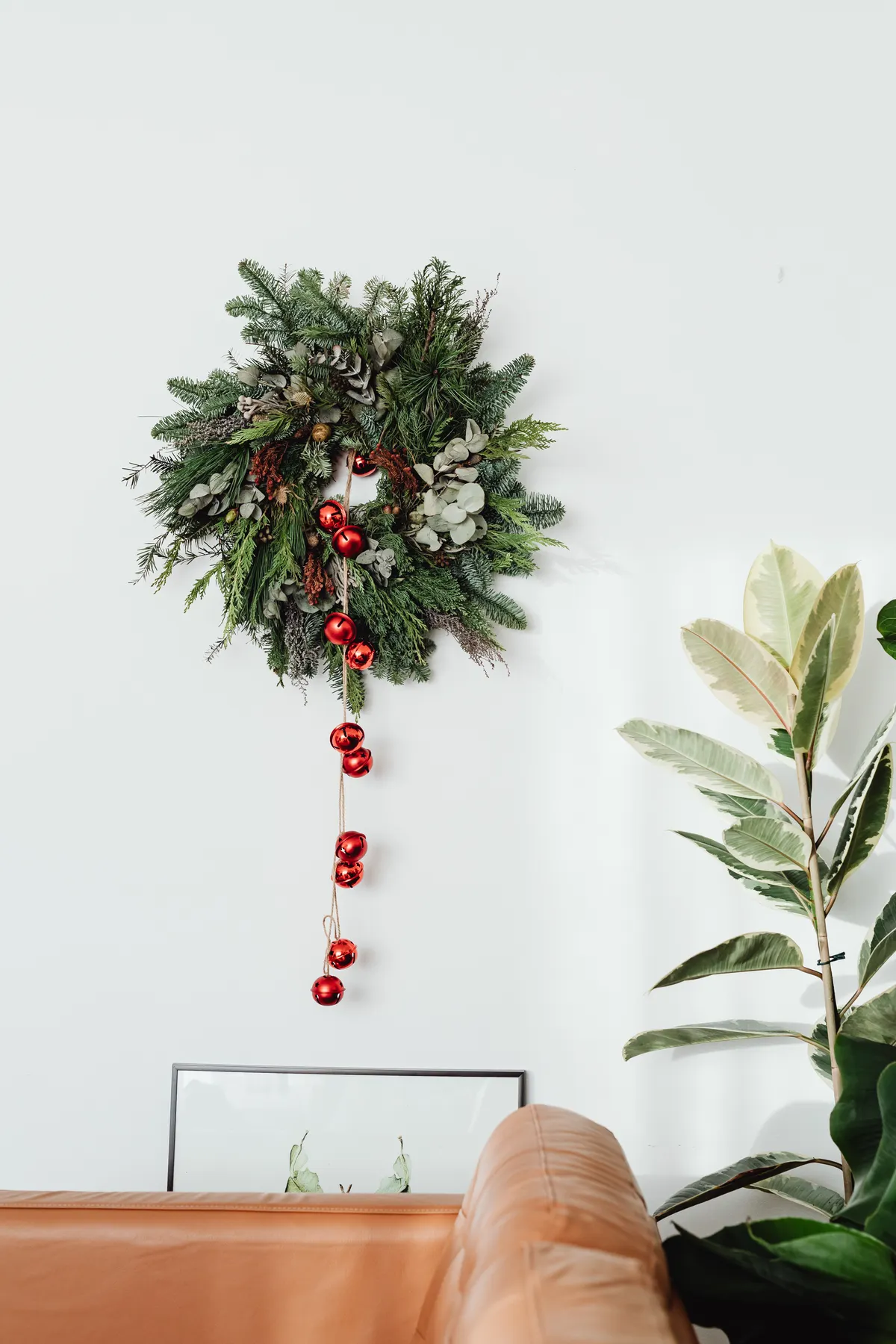 Christmas wreath with berry accents, wholesale